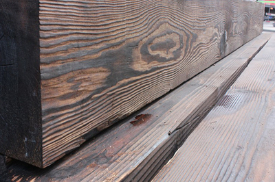 美松表面碳化木